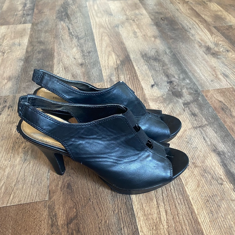 Black Steve Madden heels size 8